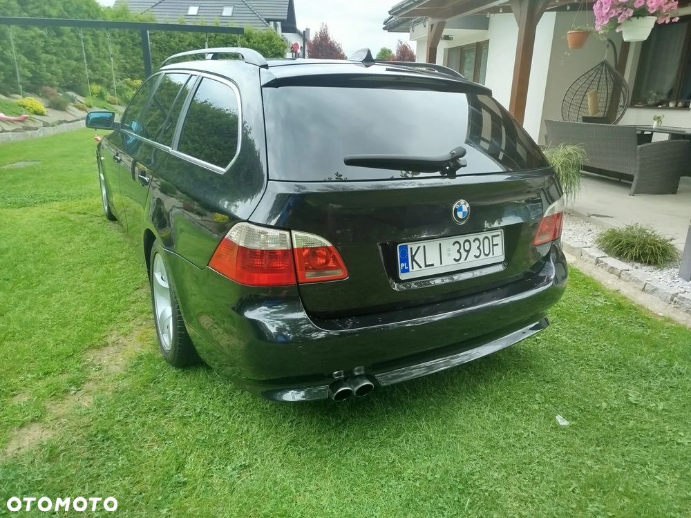 BMW Seria 5 535d - 24
