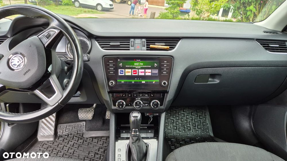 Skoda Octavia 2.0 TDI 4x4 Style DSG - 11