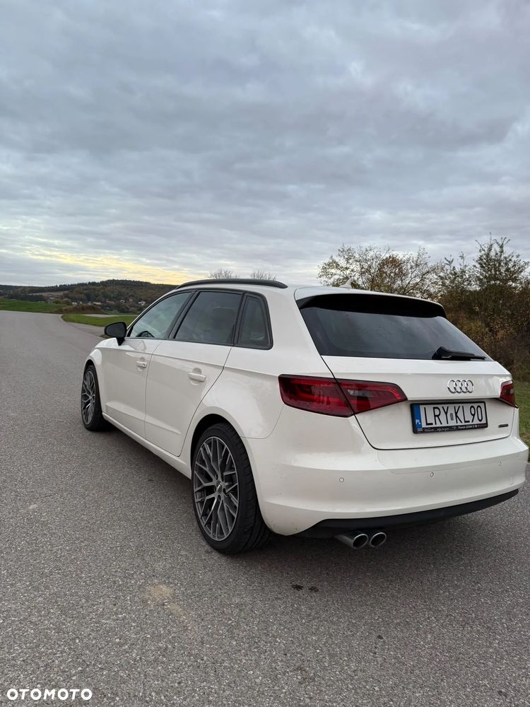 Audi A3 Sportback 2015 photo 4