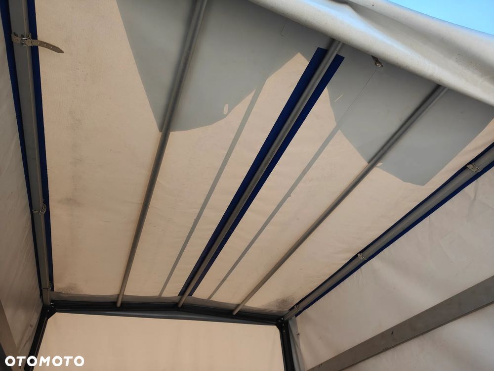 Plandeka ze stelażem Volkswagen Crafter - 9