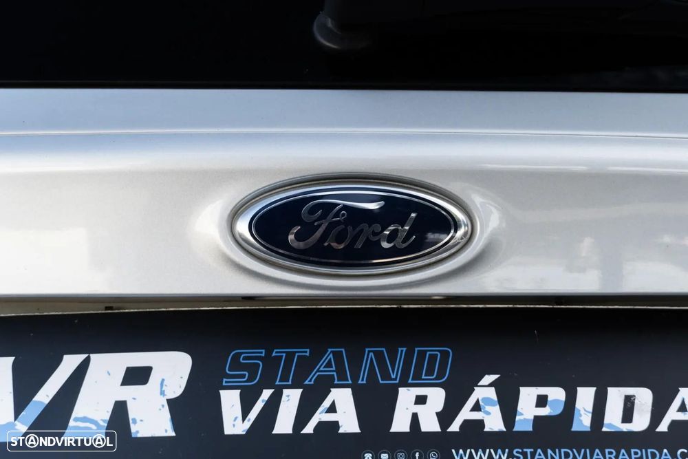 Ford Focus SW - 38
