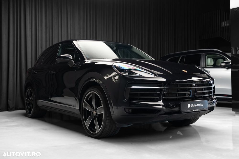 Porsche Cayenne E-Hybrid Tiptronic S - 3