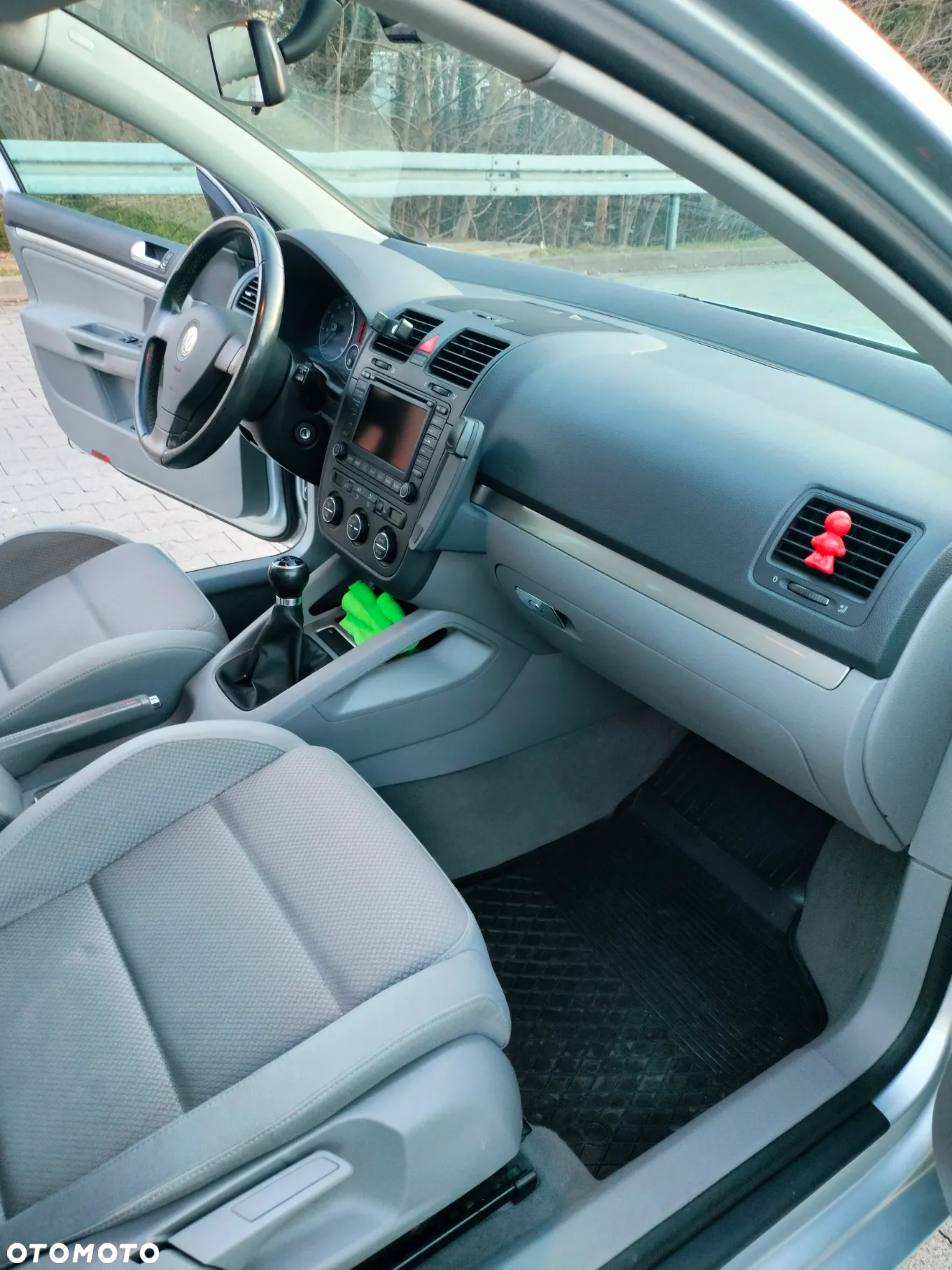 Volkswagen Golf V 1.6 Sportline - 19