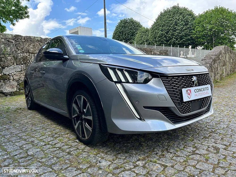 Peugeot e-208 50 kWh GT Line - 5