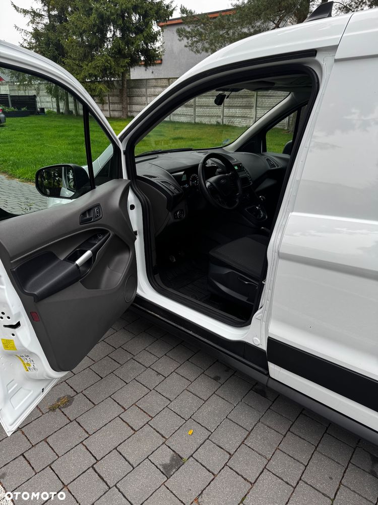 Ford Transit Connect - 21