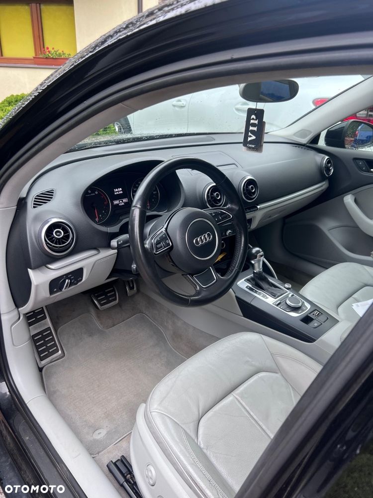 Audi A3 Sportback - 4
