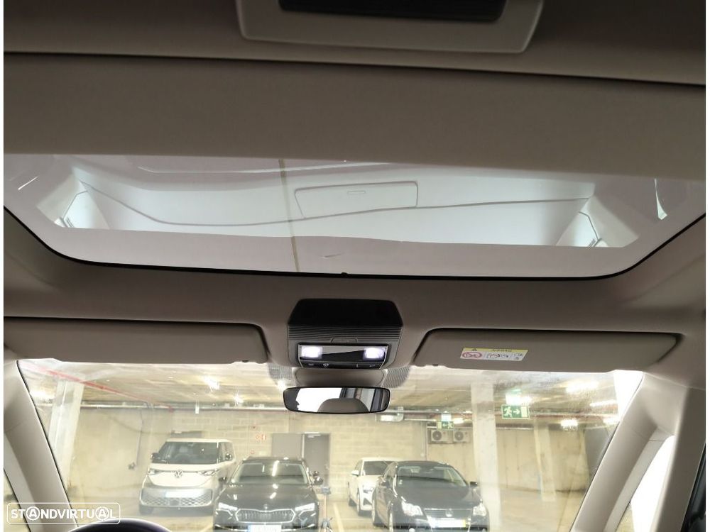 VW Multivan 1.5 TSI e-Hybrid Life DSG - 29