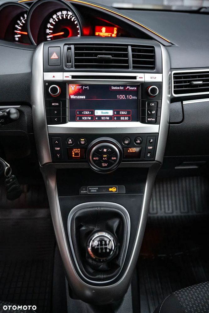 Toyota Verso - 16