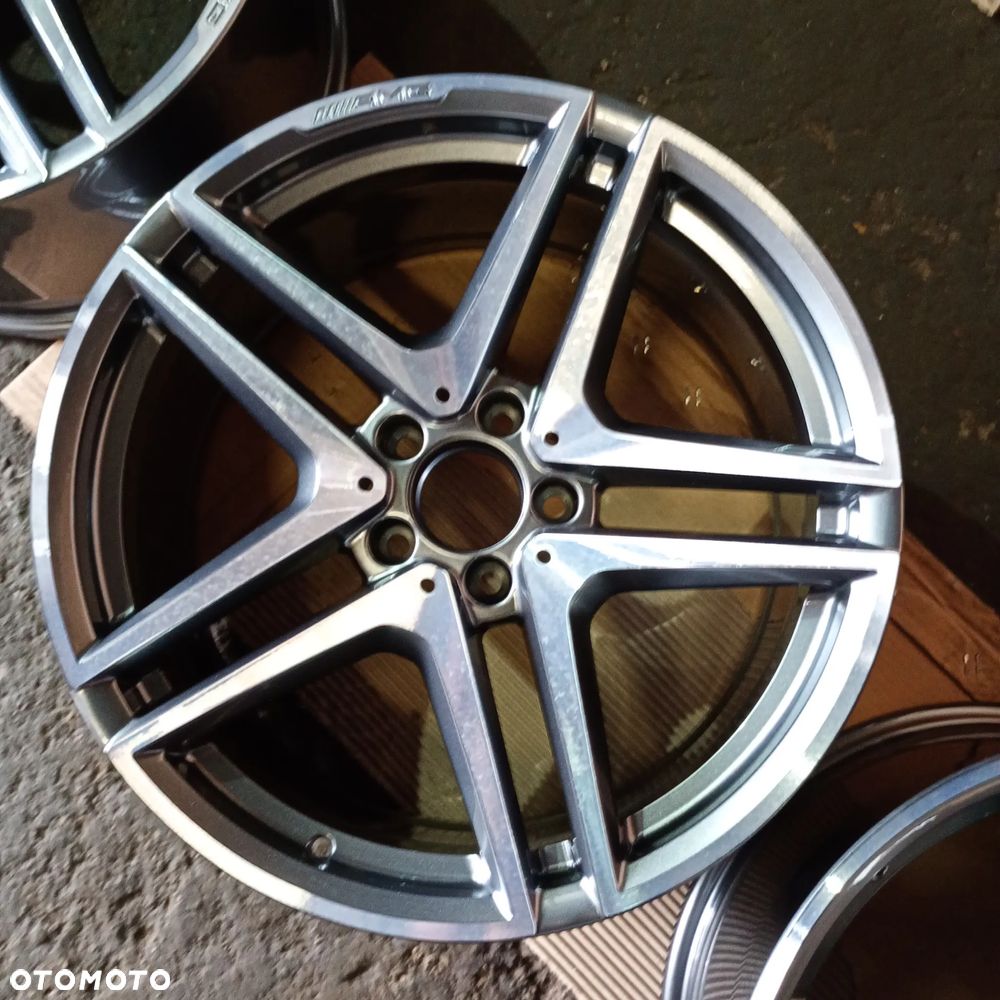 Felgi Mercedes Benz E-klasa W212 AMG 19" - 4