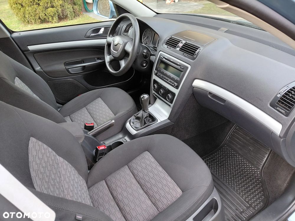 Skoda Octavia 1.6 Team Edition - 15