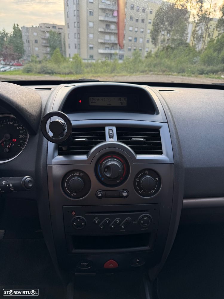 Renault Mégane Break 1.5 dCi Confort - 13