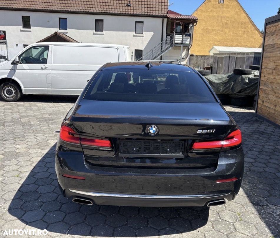 BMW Seria 5 520i Aut. - 5
