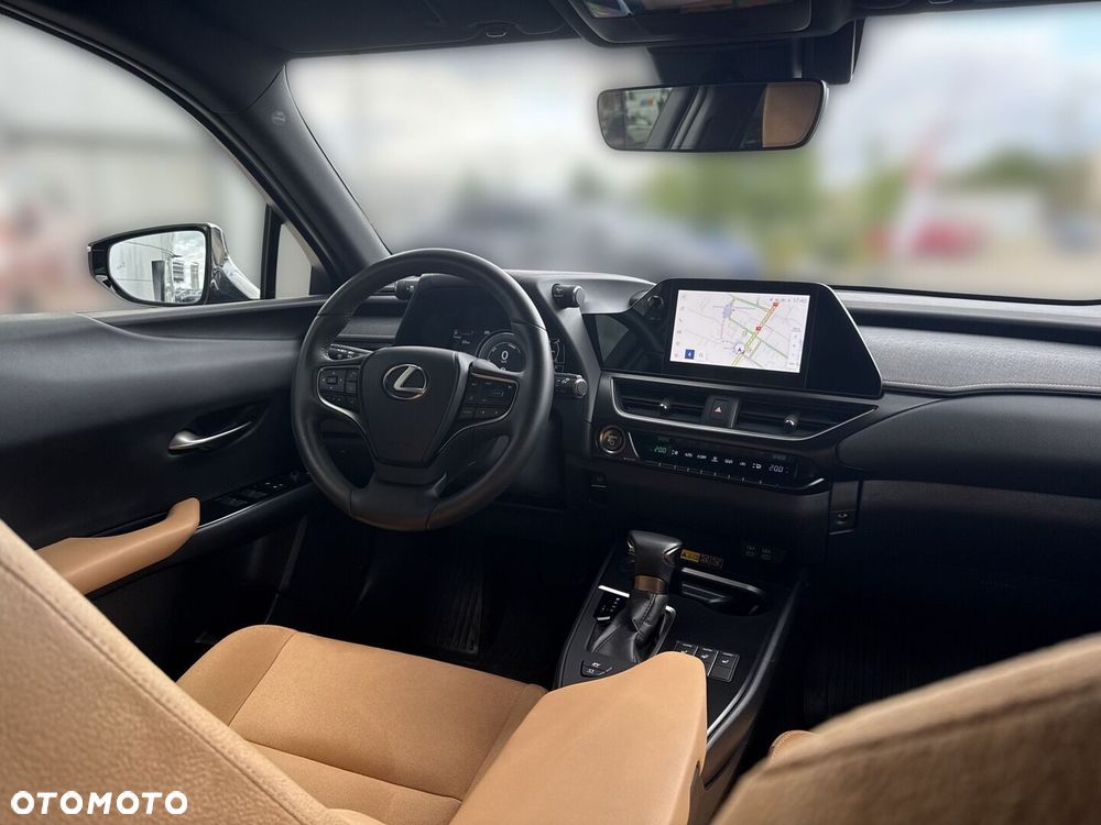 Lexus UX 250h GPF Business 2WD - 23