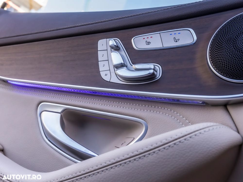 Mercedes-Benz GLC 300 4MATIC MHEV - 23