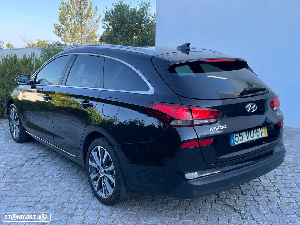 Hyundai i30 CW - 10