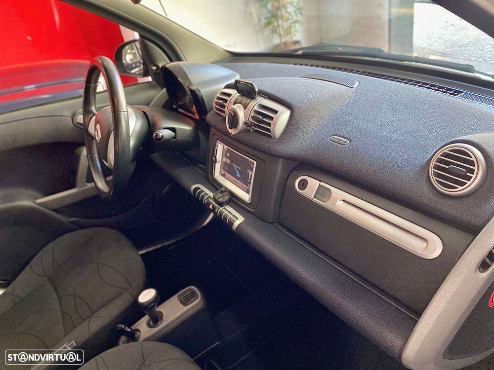 Smart ForTwo Coupé cdi softouch black&white limited dpf - 29