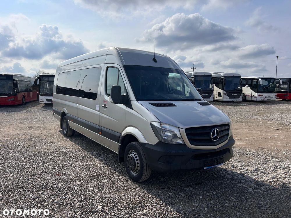 Mercedes-Benz Sprinter 519 - 12