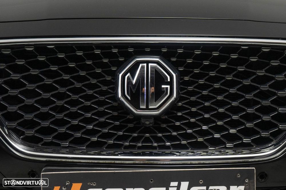 MG EHS 1.5 T-GDI Plug-in Hybrid Luxury - 16
