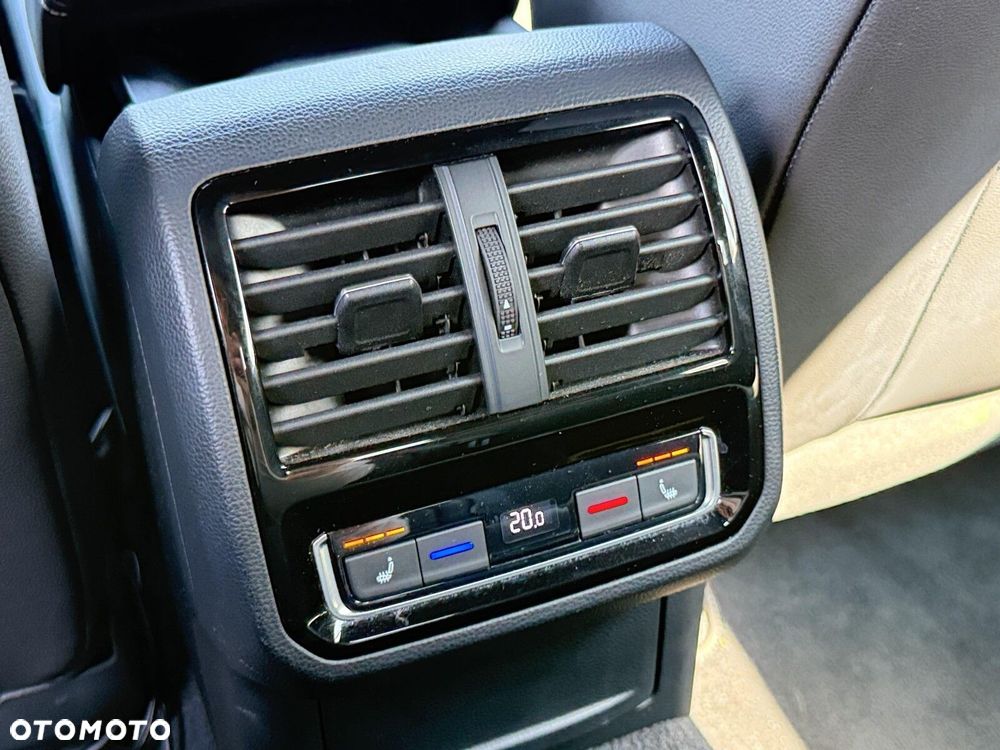 Volkswagen Arteon 2.0 TDI 4Motion R-Line DSG - 27