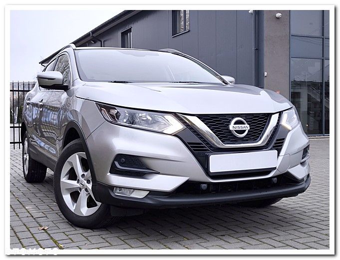 Nissan Qashqai 1.3 DIG-T N-WAY - 4