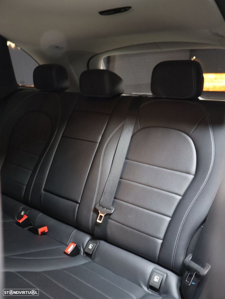 Mercedes-Benz GLC 220 d 4Matic 9G-TRONIC Exclusive - 9