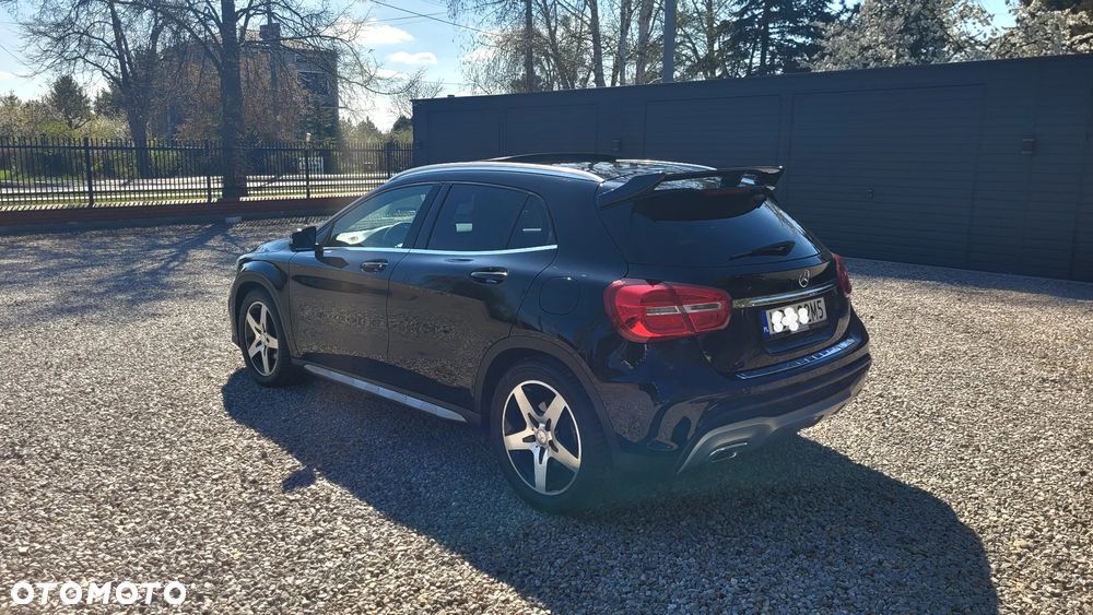 Mercedes-Benz GLA 200 7G-DCT AMG Line - 4