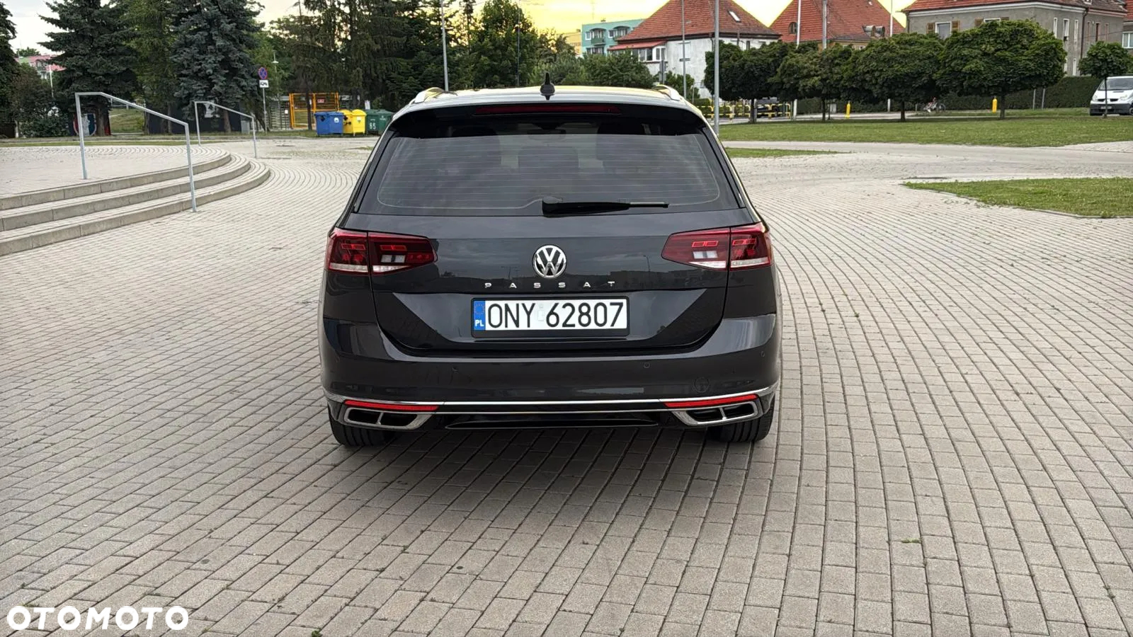 Volkswagen Passat - 7