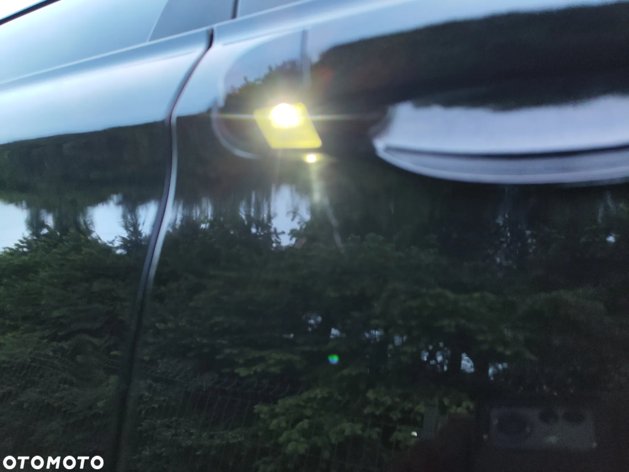 BMW Seria 3 318d Touring - 12