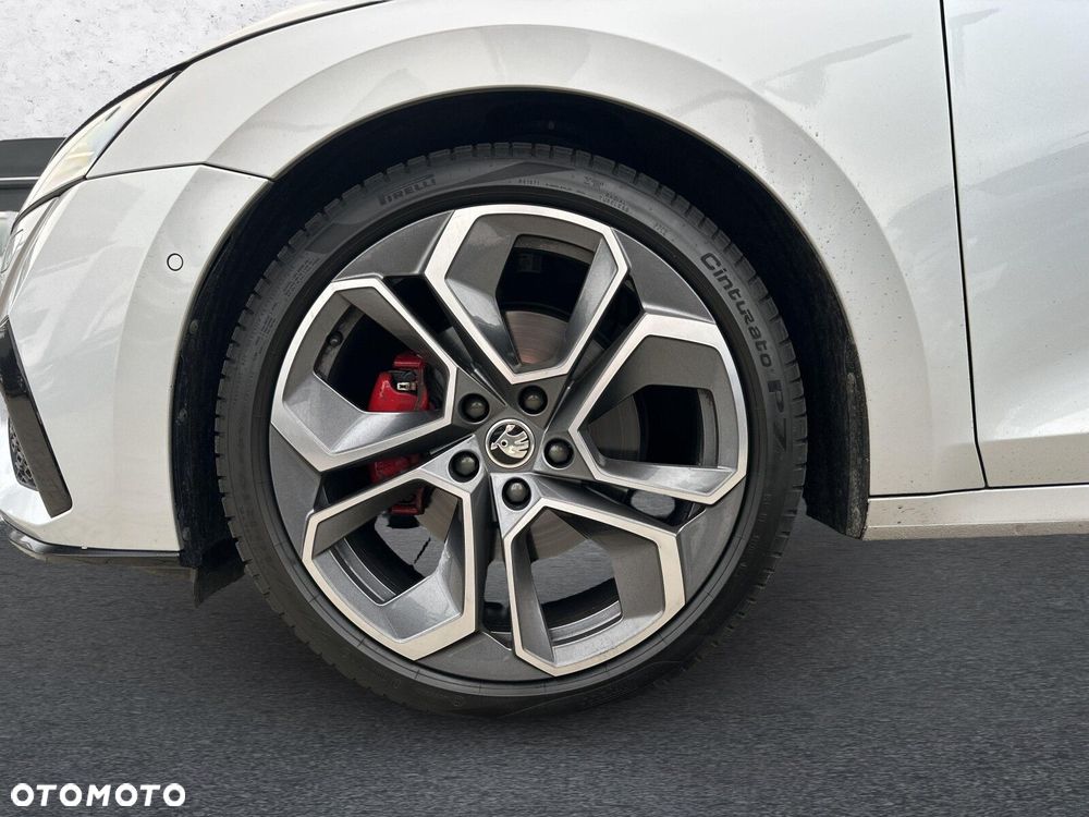 Skoda Octavia 2.0 TDI RS DSG - 19