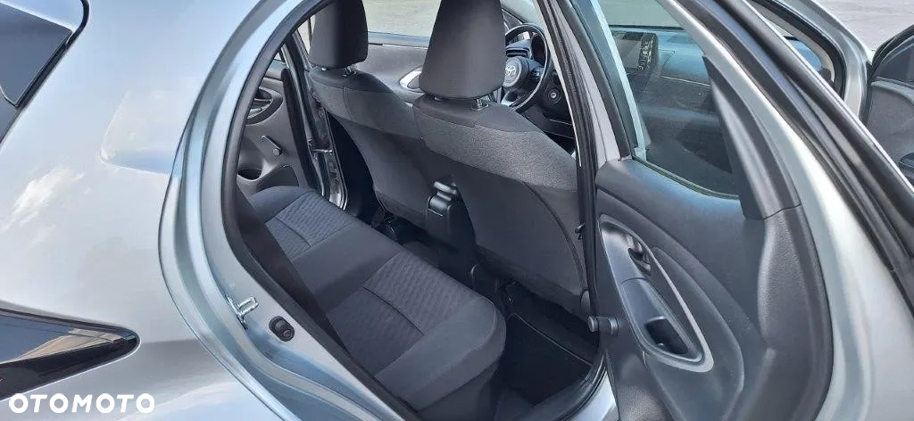 Toyota Yaris Hybrid 1.5 Comfort - 6