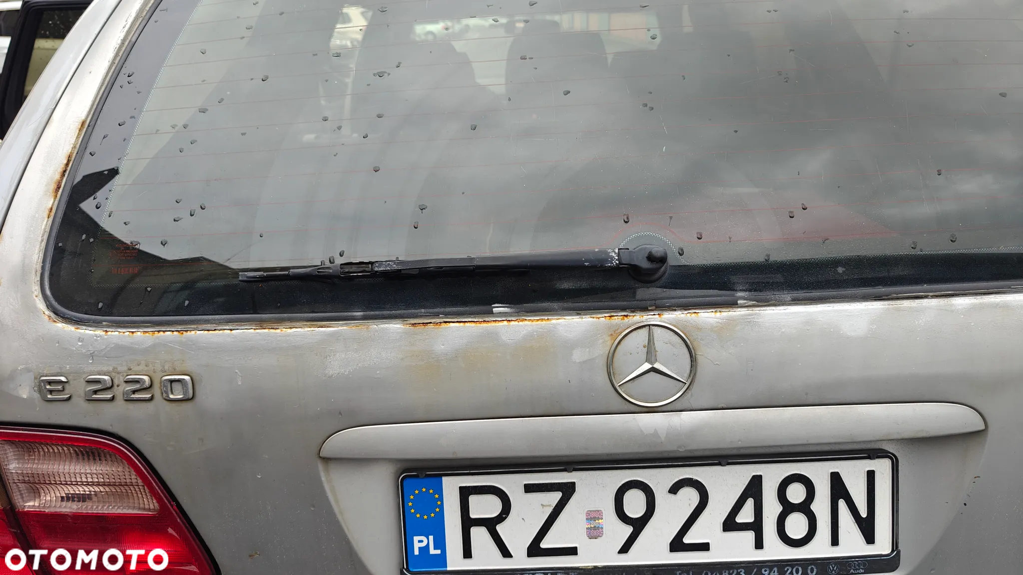 Mercedes-Benz Klasa E - 15