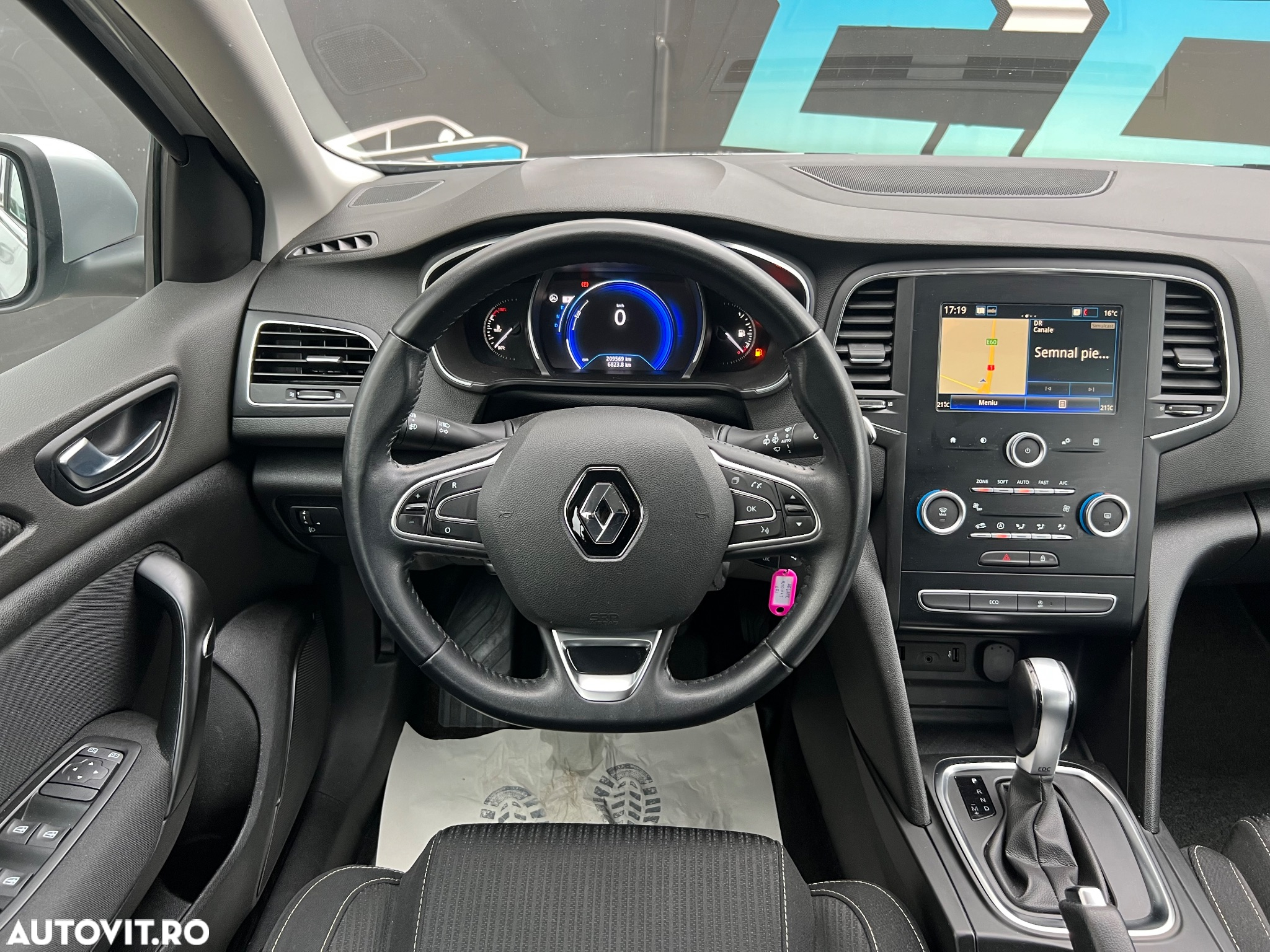 Renault Megane ENERGY dCi 110 EDC BUSINESS - 8