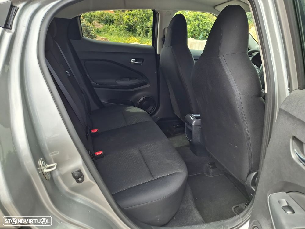 Nissan Juke 1.0 DIG-T Acenta DCT - 22