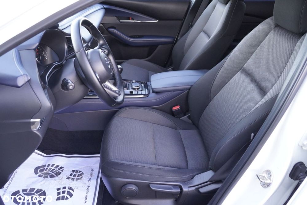 Mazda CX-30 SKYACTIV-D 1.8 - 10
