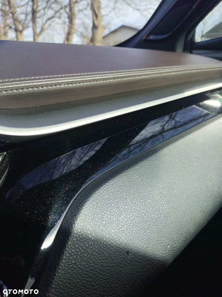 Toyota C-HR 1.2 T Prestige - 28