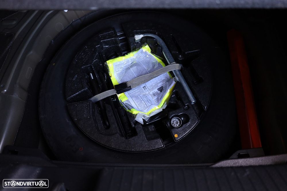 VW Polo 1.0 TSI Urban - 14