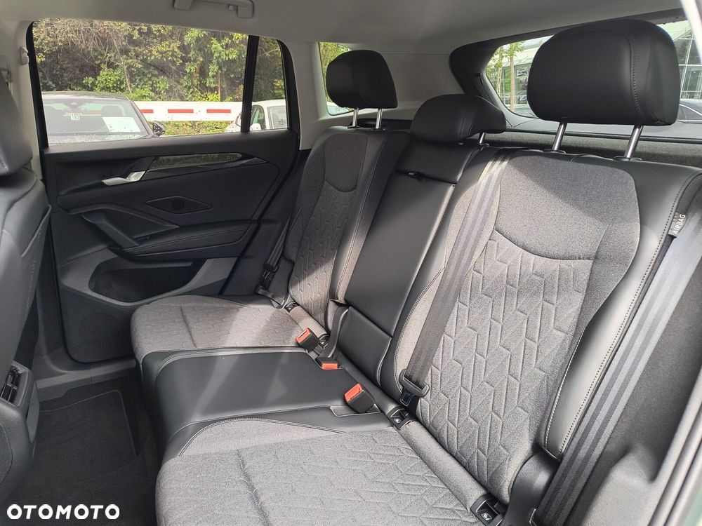 Volkswagen Tiguan - 17