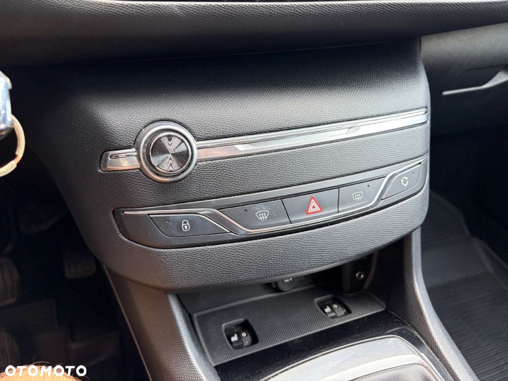 Peugeot 308 - 21