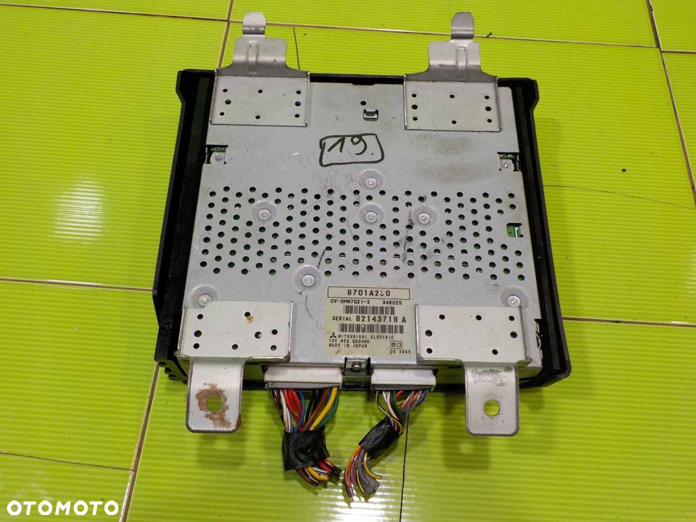 MITSUBISHI OUTLANDER II 08r wzmacniacz 8701A230 82143719A - 14