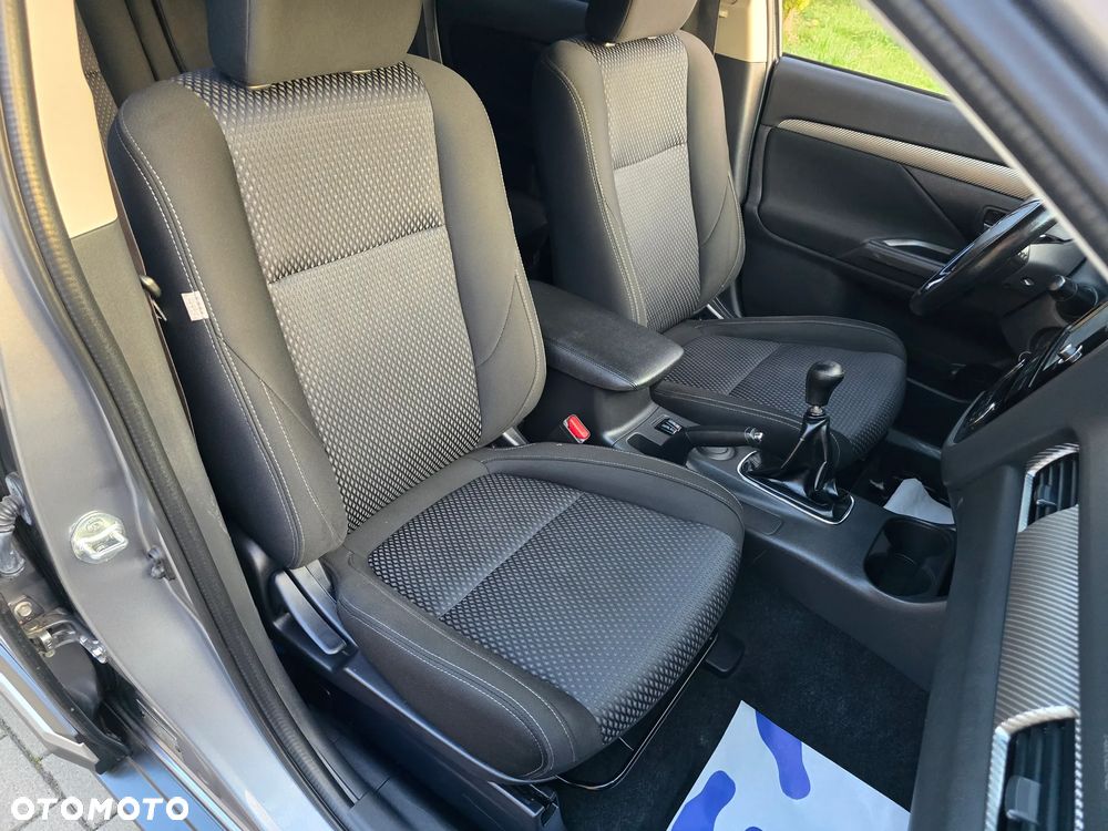 Mitsubishi Outlander 2.0 2WD Edition - 28