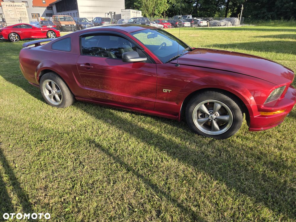 Ford Mustang - 6