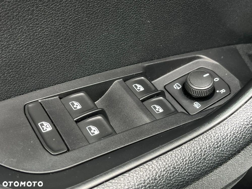 Skoda Karoq 1.5 TSI ACT 4x2 Ambition DSG - 38