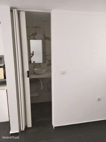 Arrenda-se T0 no centro da Maia a estrear - Grande imagem: 4/6