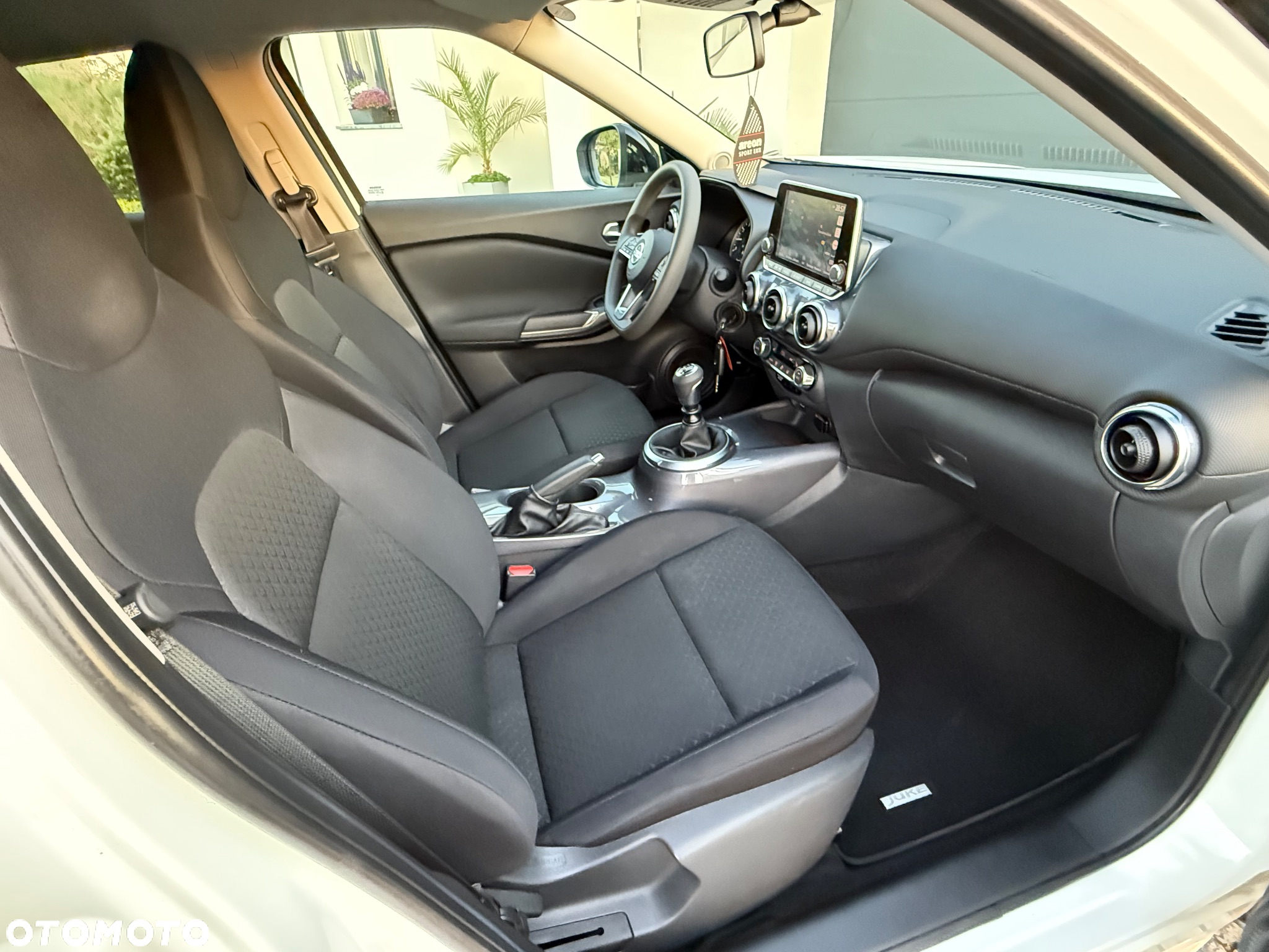 Nissan Juke 1.0 DIG-T Acenta - 18
