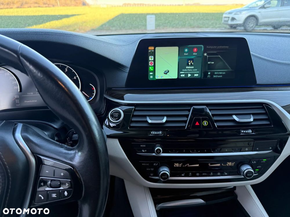 BMW Seria 5 520d xDrive Luxury Line sport - 29