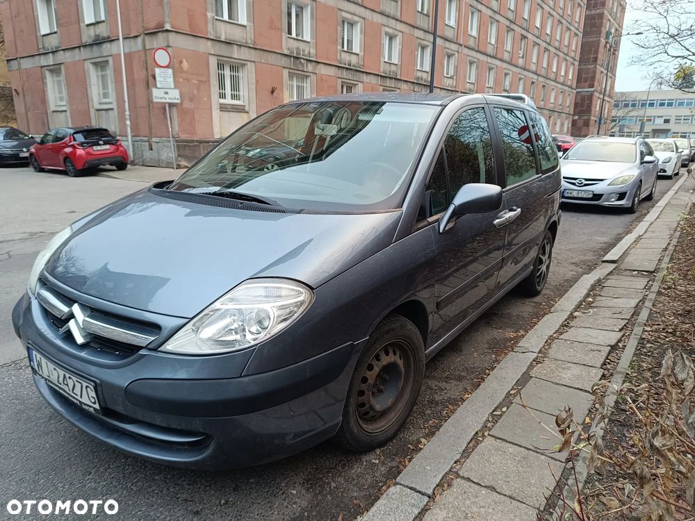 Citroën C8 2.0 16V Style - 1