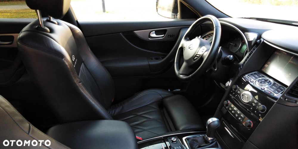 Infiniti QX70 3.0d S Premium - 14