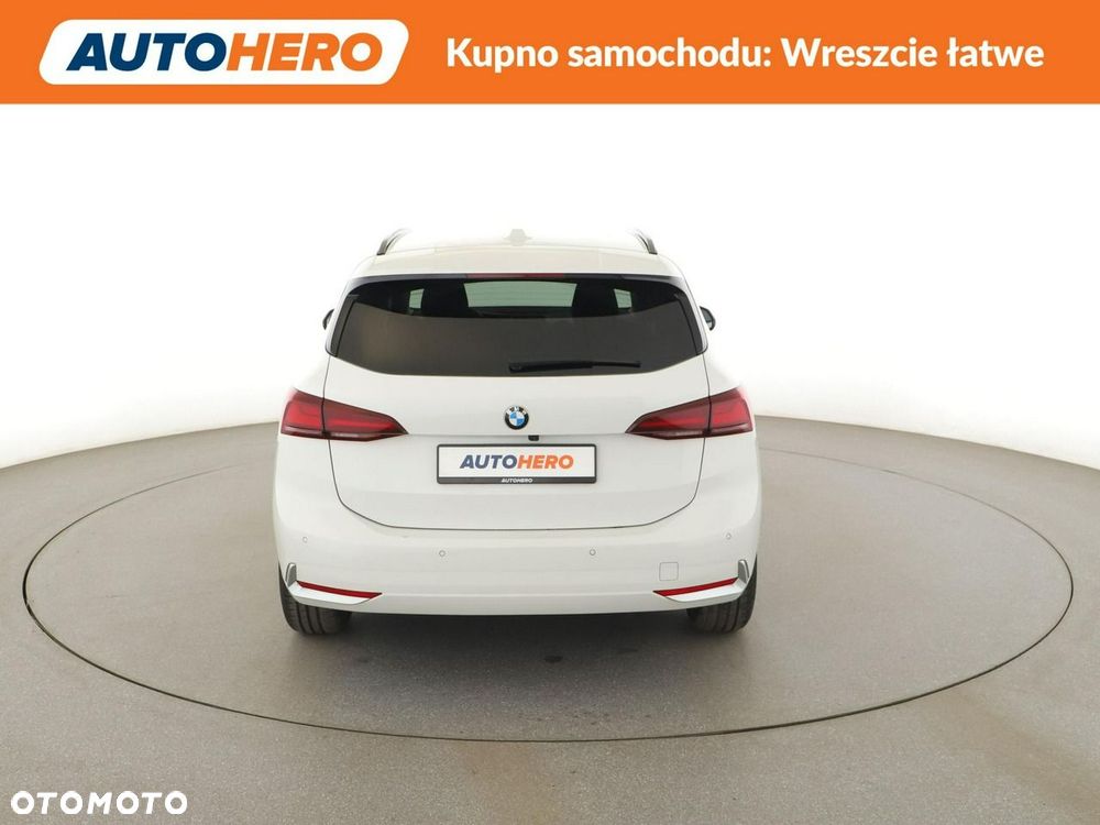 BMW Seria 2 218d - 7