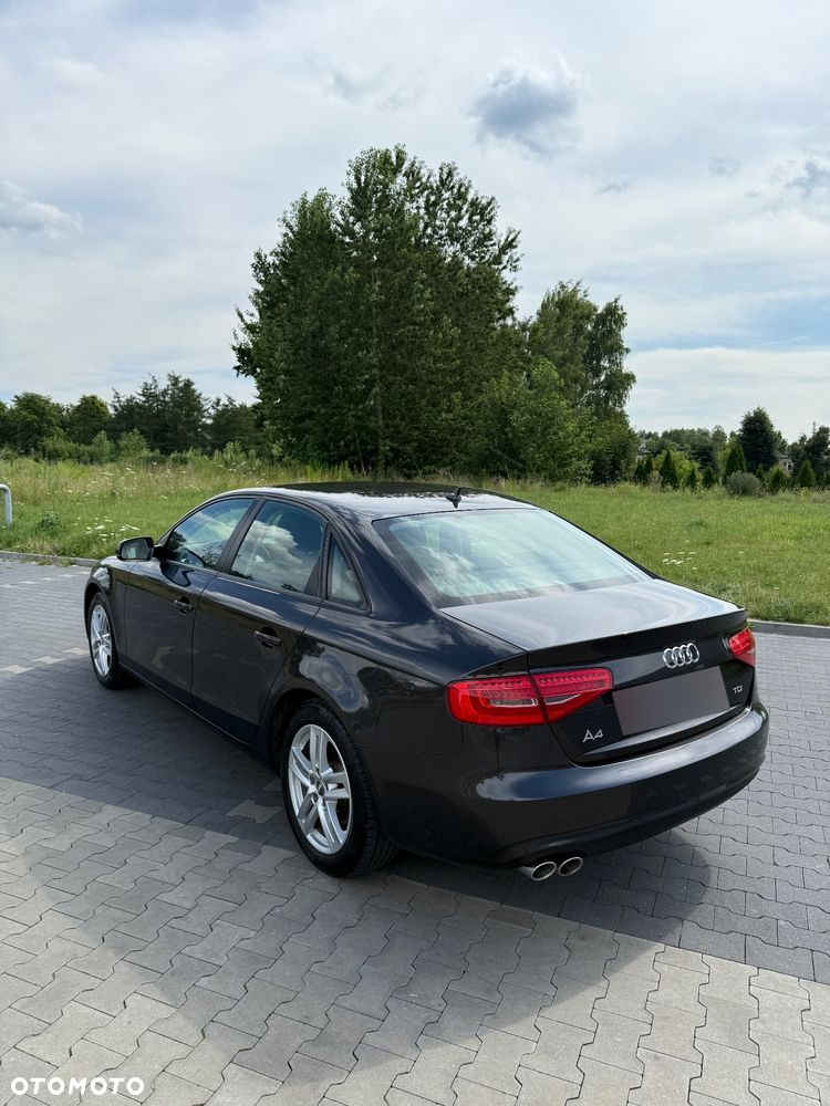 Audi A4 2.0 TDI - 6