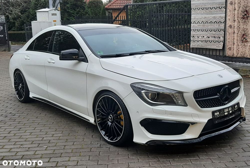 Mercedes-Benz CLA 200 - 4